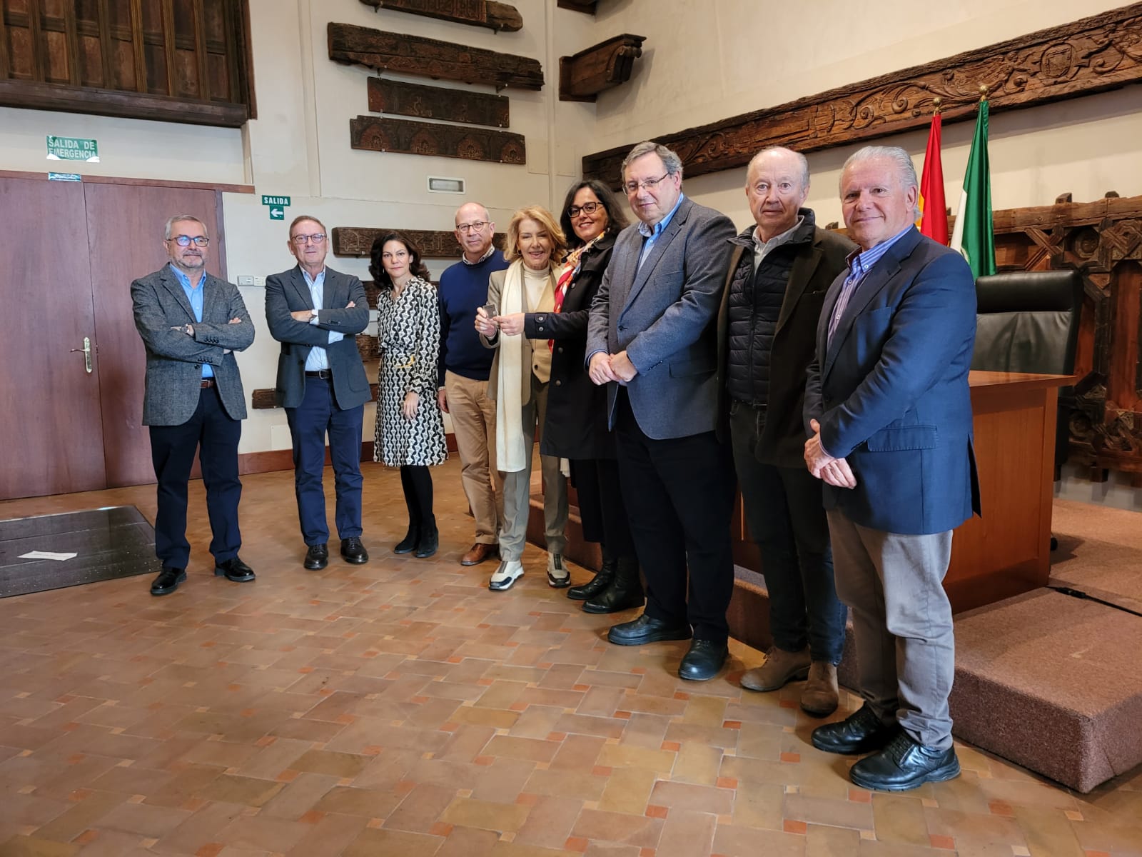 Traspaso oficial de la candidatura “Itálica, ciudad adrianea” por el consejo asesor a la Junta de Andalucía